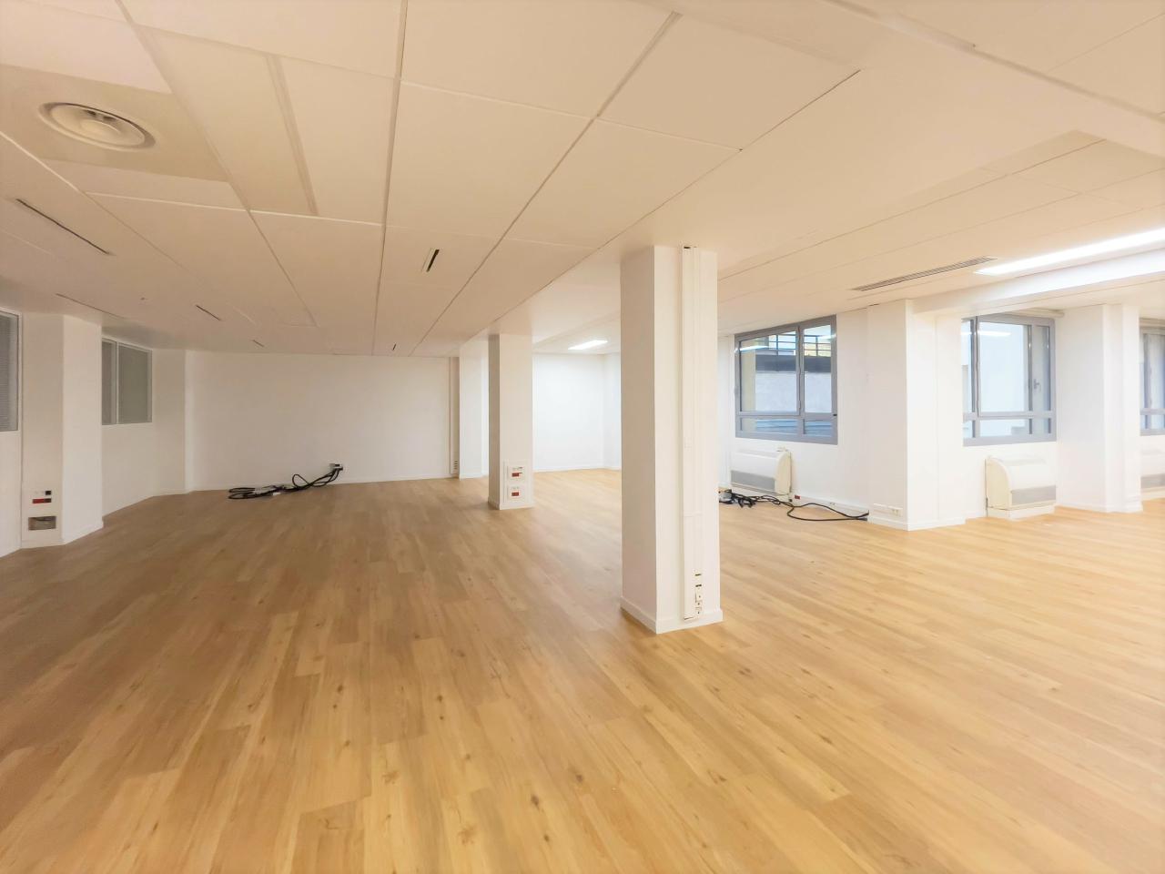 Bureau Paris 239m² Location bureau Paris OLBUR2100751 16